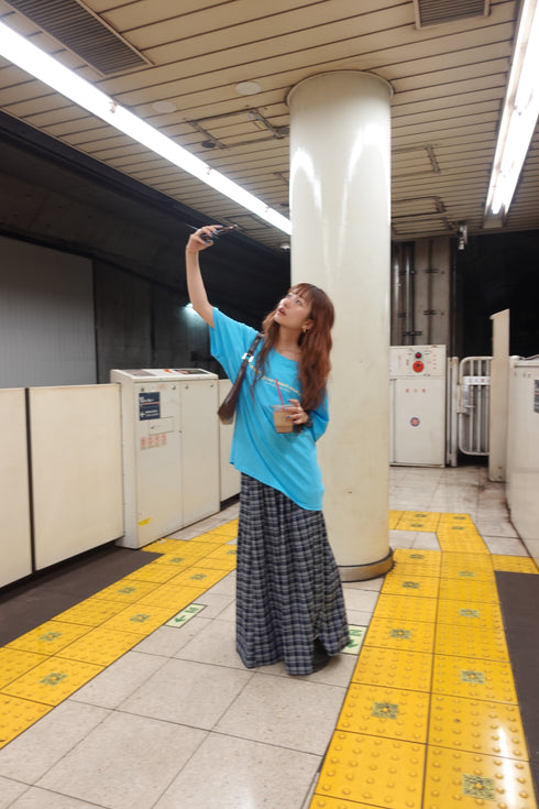 チェックスリットボタンスカート